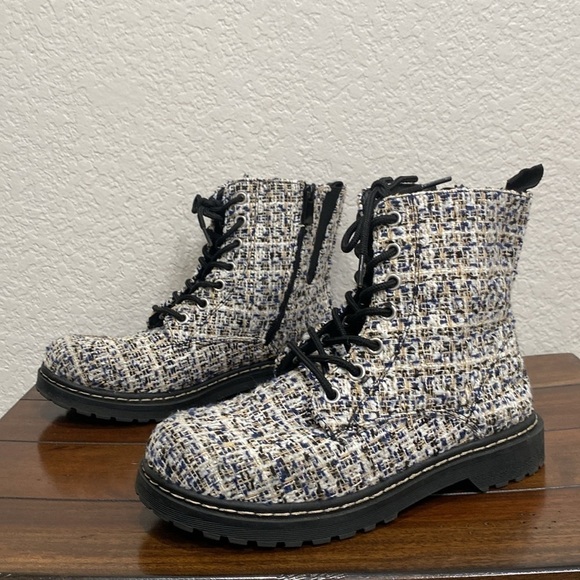 Torrid Stevie Tweed Combat Boots Size 9.5 - Picture 5 of 9